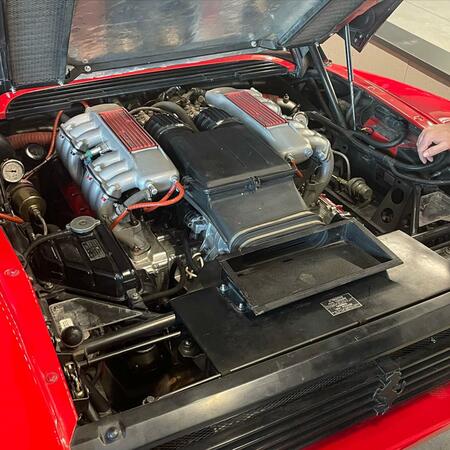 Ferrari Testarossa - rok 1989, 5,0l V12, 287 kW, karoserie Pininfarina...